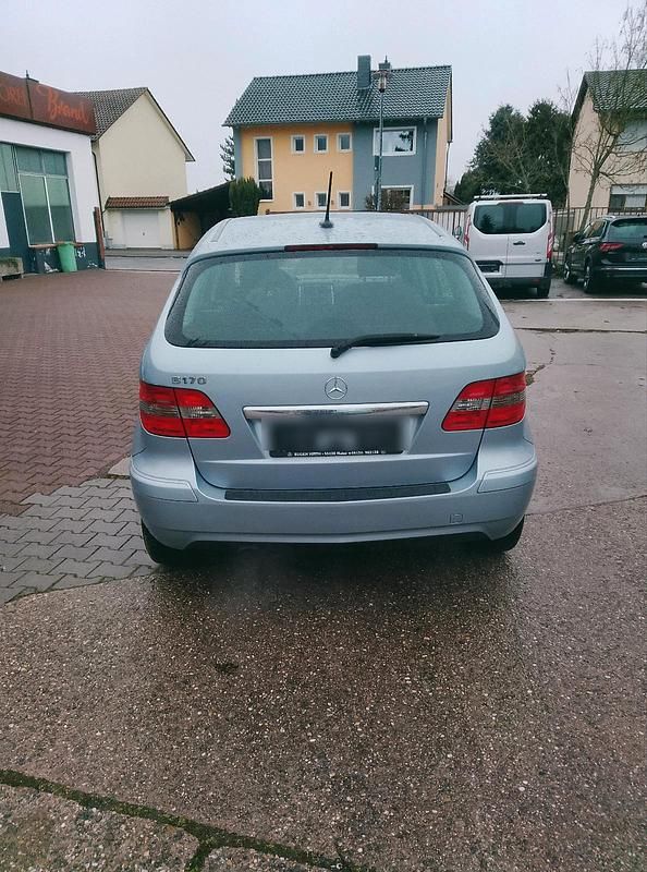 Gebraucht Mercedes 170 110 PS (80 kW) 2009 Silber Kleinwagen