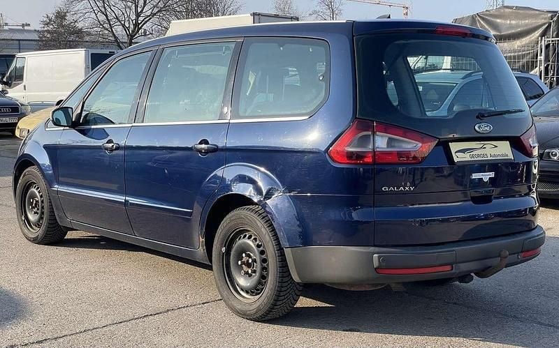 Gebraucht Ford Galaxy Ghia 140 PS (102 kW) 2008 Blau Van / Kleinbus