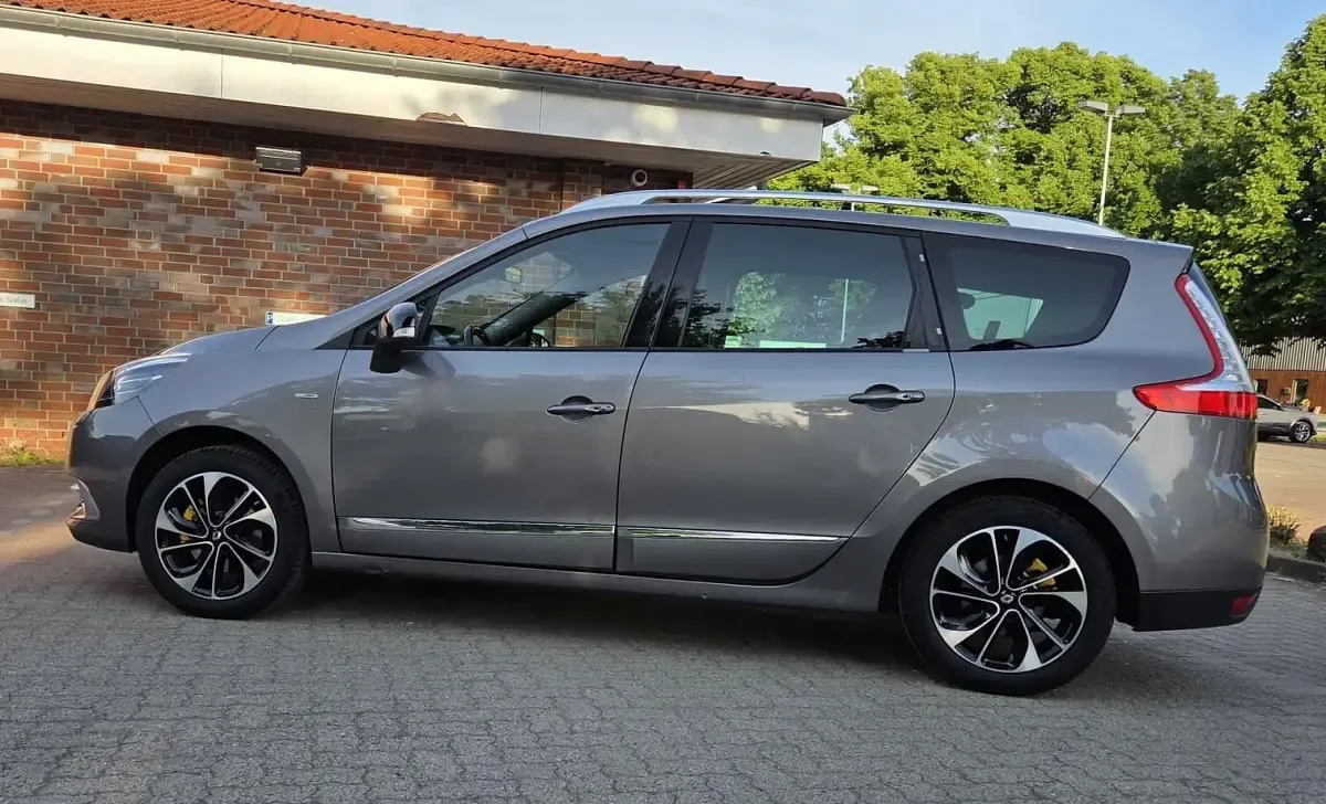 Gebraucht Renault Grand Scénic IV 132 PS (97 kW) 2016 Grau Van / Kleinbus
