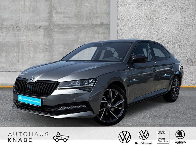 Außenfarbe: Gebraucht 2021 Skoda Superb SportLine Limousine | 28.820 € (Fairer Preis) - Bild 1/4