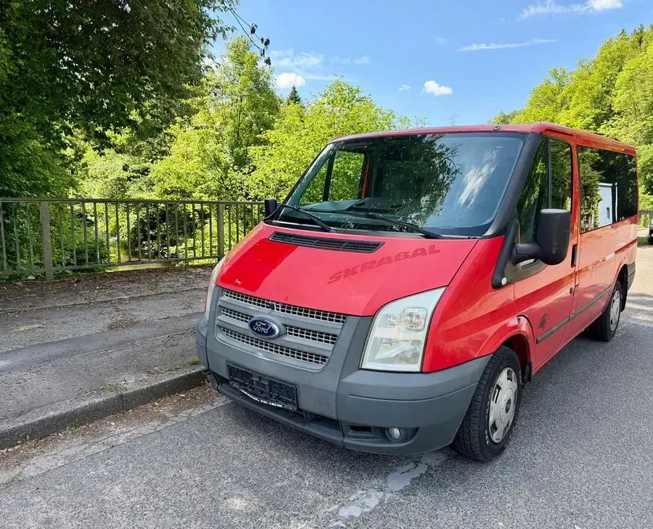 Gebraucht Ford Transit 101 PS (74 kW) 2012 Racerot Kombi