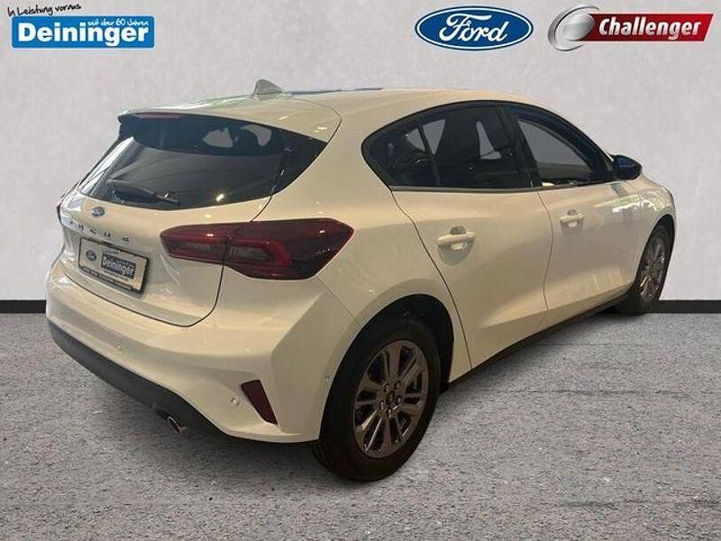 Gebraucht Ford Focus Titanium 125 PS (91 kW) 2024 Frostweiß Kombi