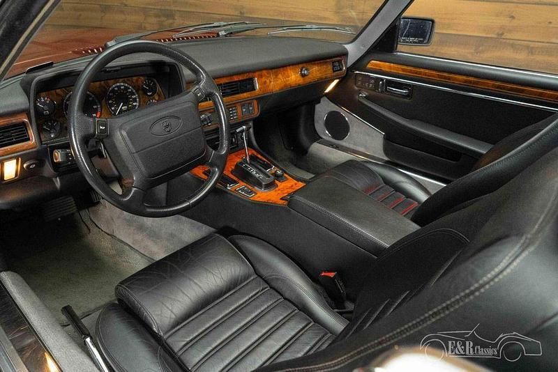Usata Jaguar XJS 295 CV (216 kW) 1992 Rosso Cabrio