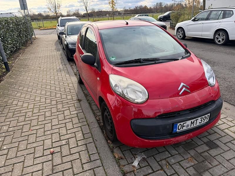 Rot Gebraucht 2006 Citroën C1 Kleinwagen | 1.399 € (Guter Preis) - Bild 1/4
