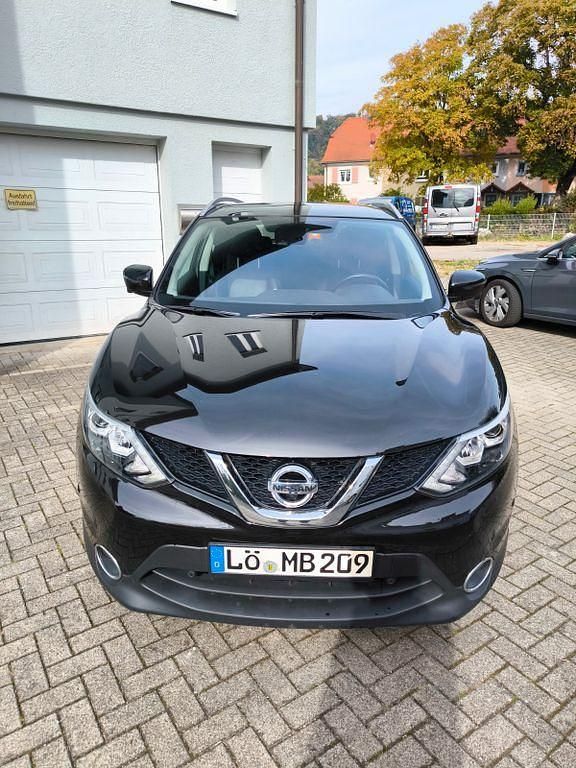 Schwarz Gebraucht 2017 Nissan Qashqai Tekna+ SUV | 11.300 € (Guter Preis) - Bild 1/4