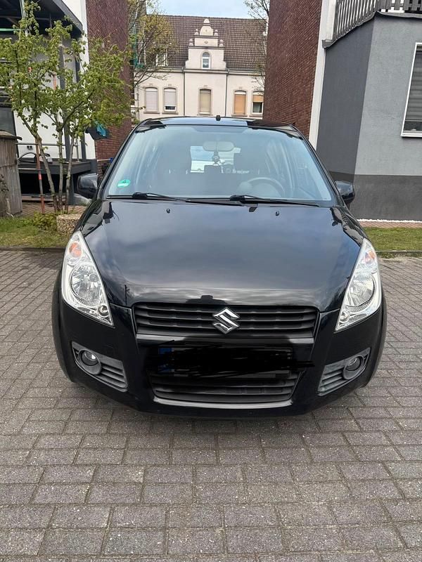 Gebraucht Suzuki Splash 85 PS (62 kW) 2009 Schwarz Kleinwagen