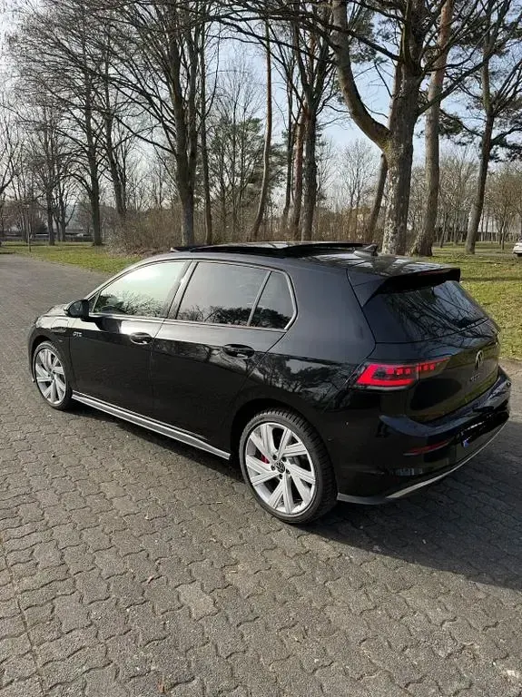 Gebraucht VW Golf VIII GTE 272 PS (200 kW) 2025 Schwarz Limousine