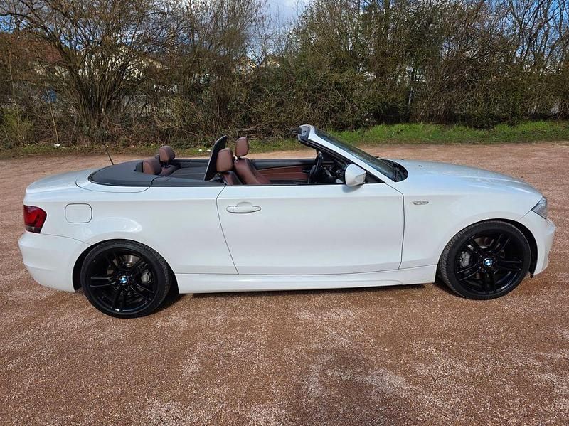 Gebraucht BMW 135 Cabriolet Advantage 306 PS (225 kW) 2012 Weiß Cabrio