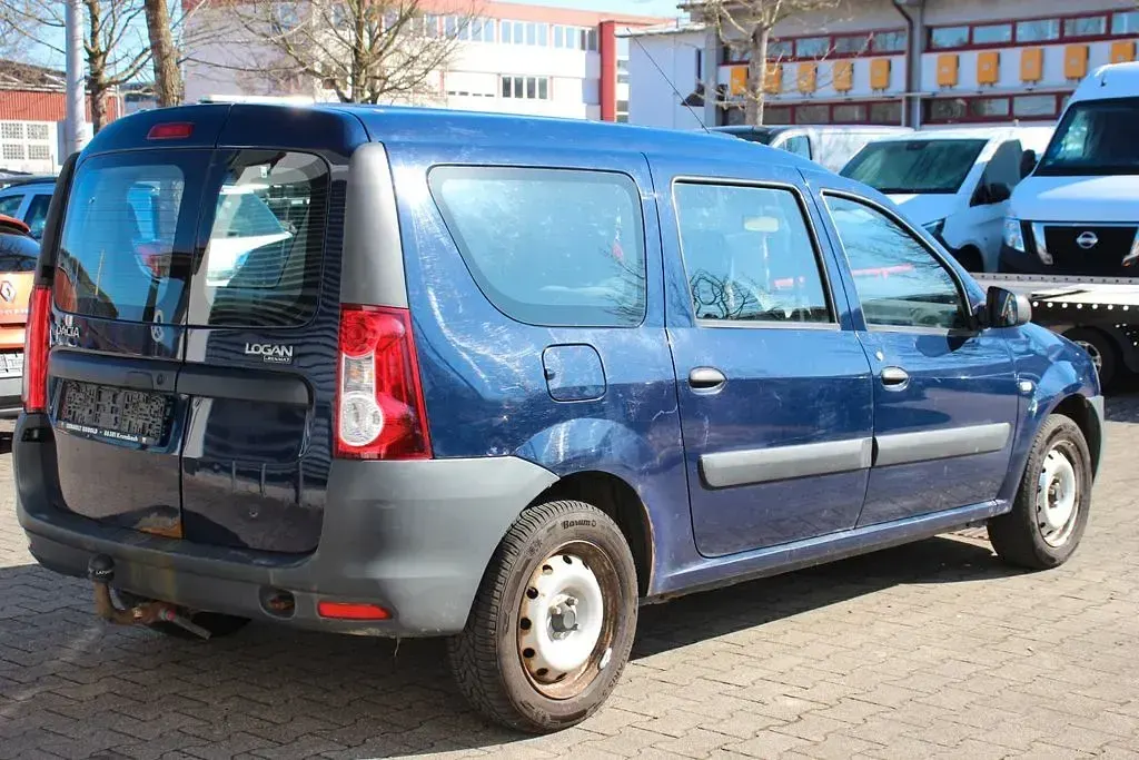 Gebraucht Dacia Logan MCV 75 PS (55 kW) 2010 Blau Limousine