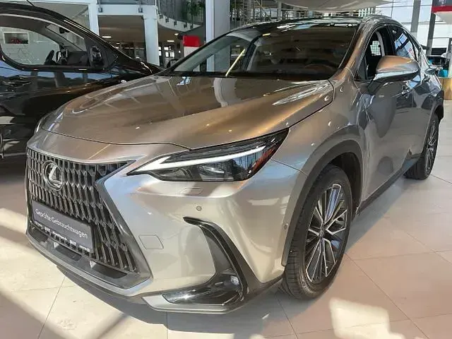Gebraucht Lexus NX350h Luxury Line 243 PS (178 kW) 2024 Silber SUV