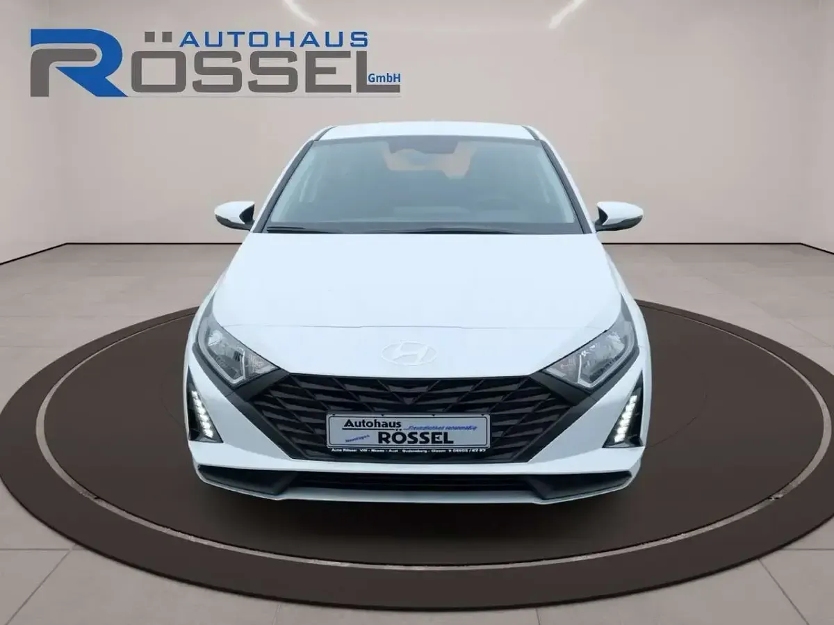Neu Hyundai i20 Edition 90 PS (66 kW) 2026 Atlas white Kleinwagen