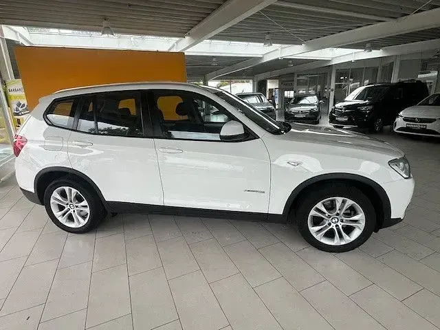 Używany BMW X3 Advantage 190 KM (139 kW) 2017 Biały SUV