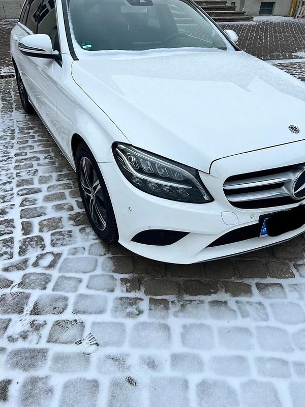 Gebraucht Mercedes C220 2020 Weiß Kombi
