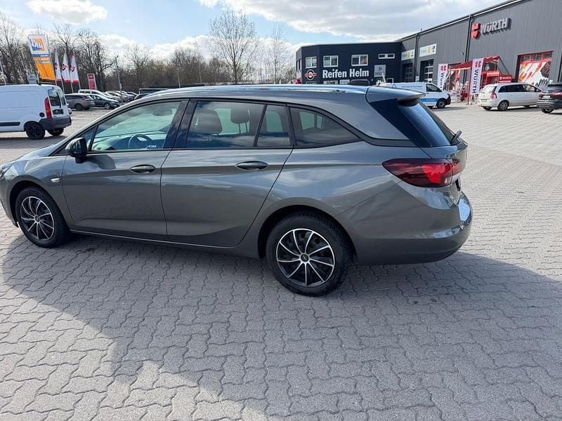 Gebraucht Opel Astra Dynamic 105 PS (77 kW) 2017 Kombi