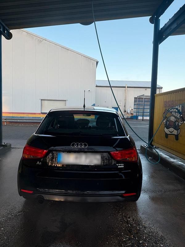 Gebraucht Audi A1 116 PS (85 kW) 2017 Schwarz Kleinwagen