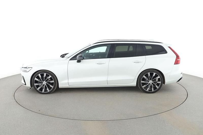 Gebraucht Volvo V60 Plus 197 PS (144 kW) 2023 Weiß Kombi