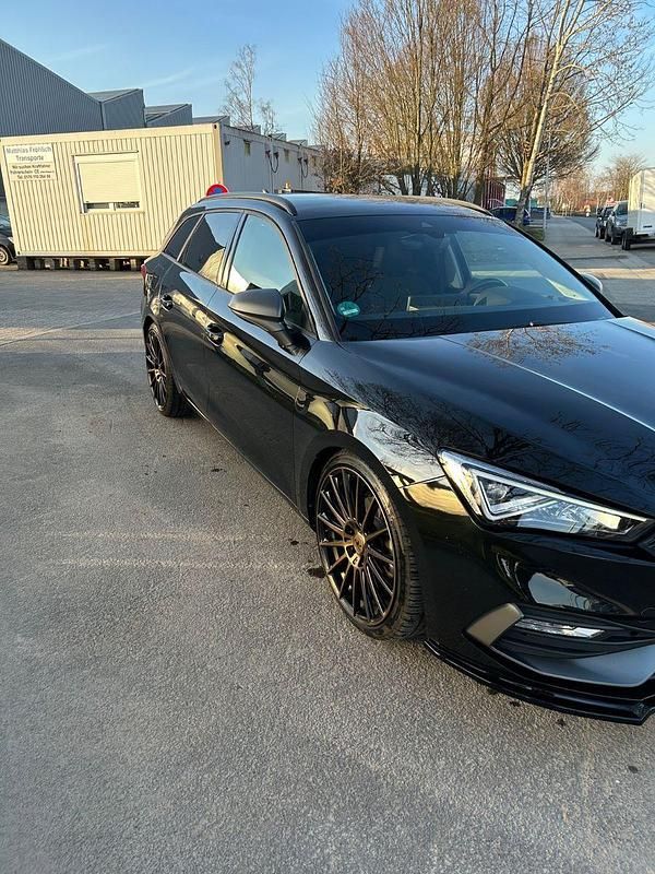 Gebraucht Seat Leon FR 150 PS (110 kW) 2022 Schwarz Kombi