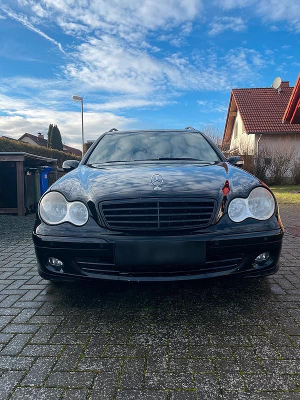 Usata Mercedes C280 231 CV (169 kW) 2005 Nero Station wagon