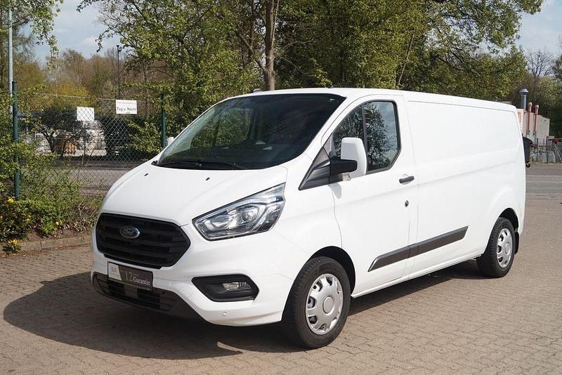 Gebraucht Ford Transit Custom 131 PS (96 kW) 2021 Weiß Van / Kleinbus