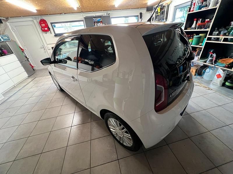 Gebraucht VW up! 60 PS (44 kW) 2013 Weiß Kleinwagen