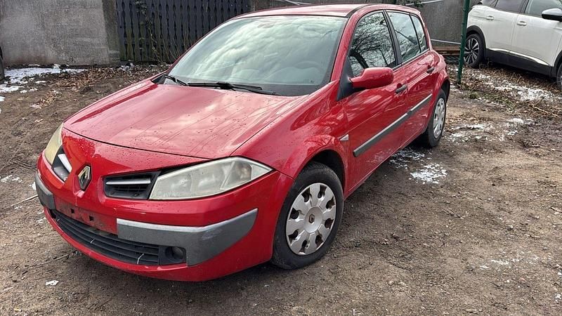Gebraucht Renault Mégane II Avantage 111 PS (81 kW) 2008 Rot Limousine