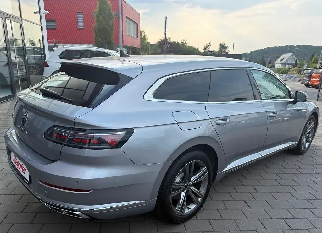 Gebraucht VW Arteon R-line 200 PS (147 kW) 2023 Silber Limousine
