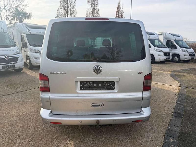 Gebraucht VW Multivan Highline 131 PS (96 kW) 2004 Reflexsilber metallic Van
