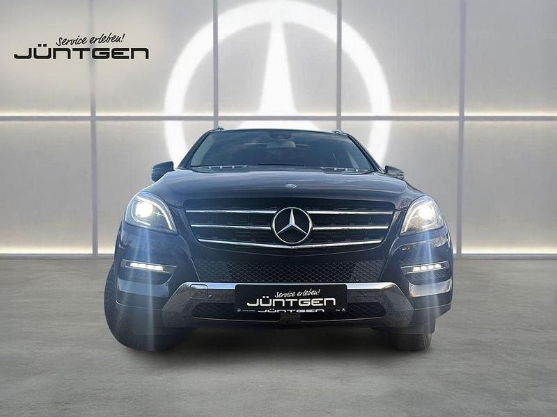 Gebraucht Mercedes ML350 258 PS (189 kW) 2015 Schwarz SUV