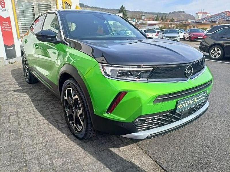 Gebraucht Opel Mokka-e Ultimate 100 kW (136 PS) 2022 Matcha grün / dach schwarz SUV