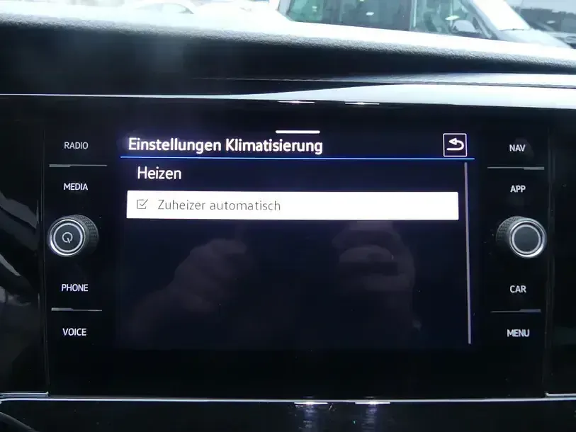 Gebraucht VW T6.1 Edition 103 PS (75 kW) 2022 Weiss Van