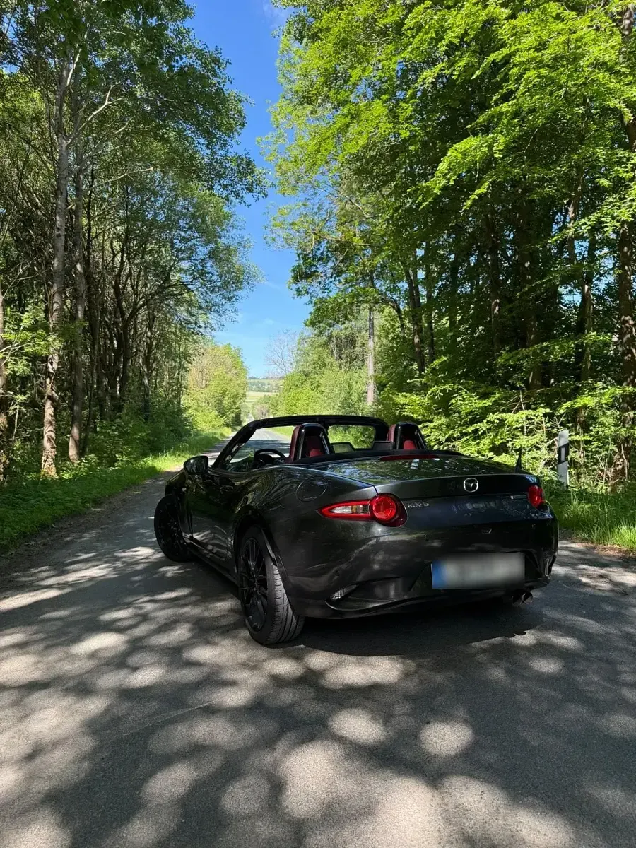 Gebraucht Mazda MX5 Edition 184 PS (135 kW) 2020 Grau Cabrio