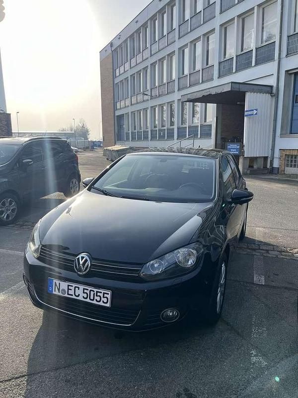 Gebraucht VW Golf VII Style 105 PS (77 kW) 2012 Limousine