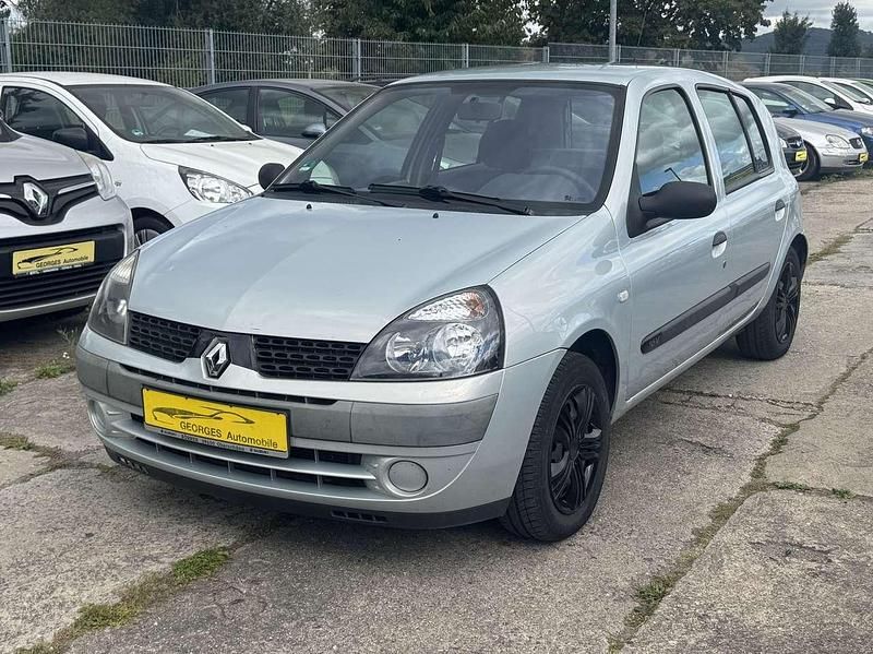 Blau Gebraucht 2003 Renault Clio II Limousine | 1.490 € (Fairer Preis) - Bild 1/4