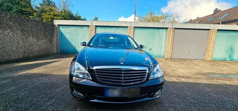 Gebraucht Mercedes S320 235 PS (172 kW) 2009 Schwarz Limousine