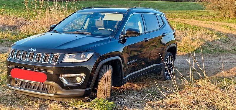 Schwarz Gebraucht 2021 Jeep Compass Limited SUV | 29.999 € (Teuer) - Bild 1/3