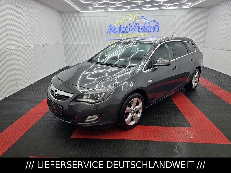 Gebraucht Opel Astra Sport 140 PS (102 kW) 2011 Grau Kombi