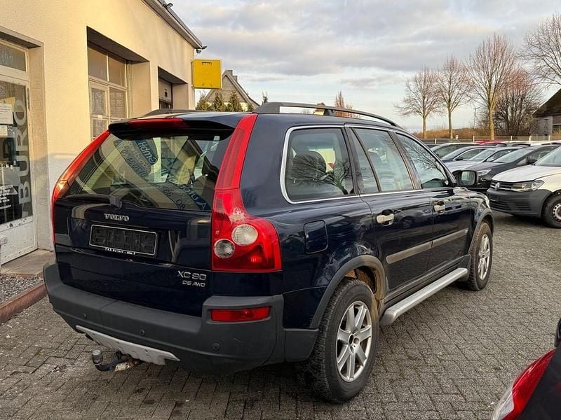 Second-hand Volvo XC90 Executive 163 CP (119 kW) 2004 Albastru SUV