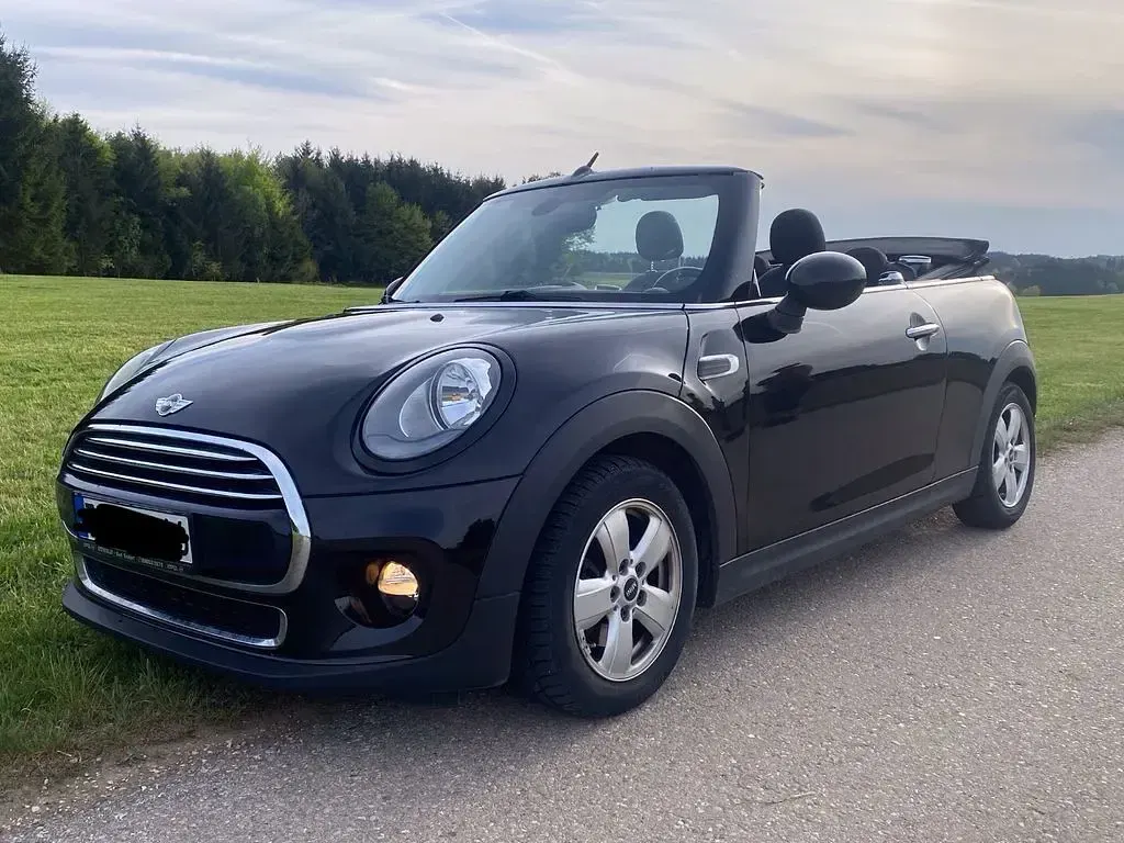 Second-hand Mini Cooper 136 CP (100 kW) 2017 Negru Hatchback