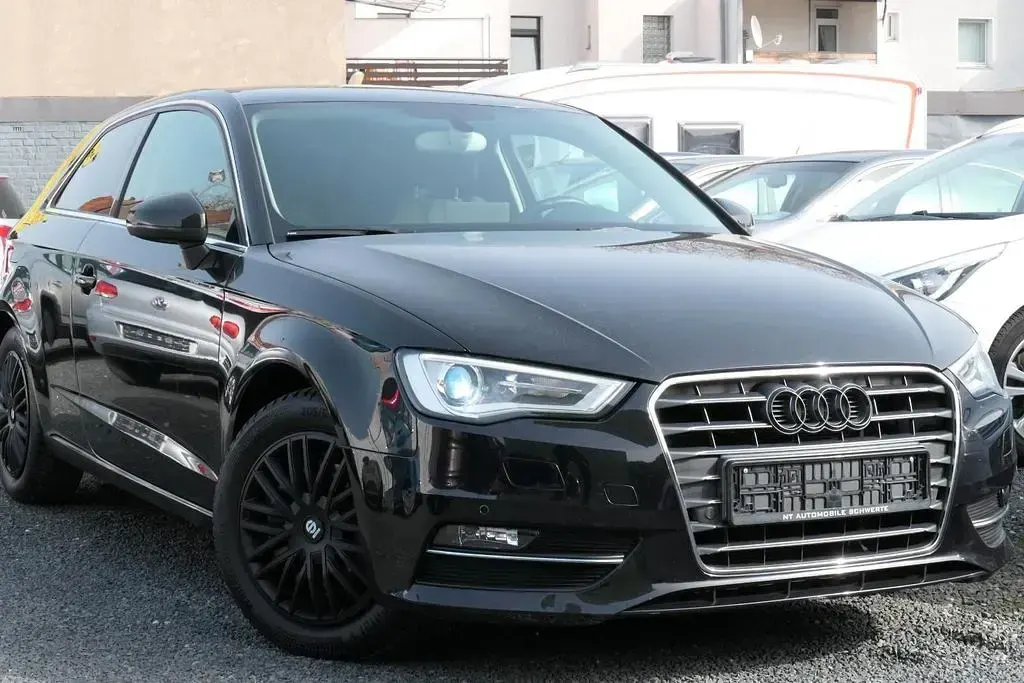 Używany Audi A3 Ambition 122 KM (89 kW) 2013 Czarny Coupe