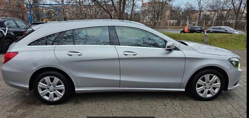 Gebraucht Mercedes CLA180 2016 Grau Limousine