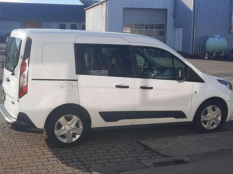 Gebraucht Ford Transit Connect 101 PS (74 kW) 2018 Weiss Van / Kleinbus