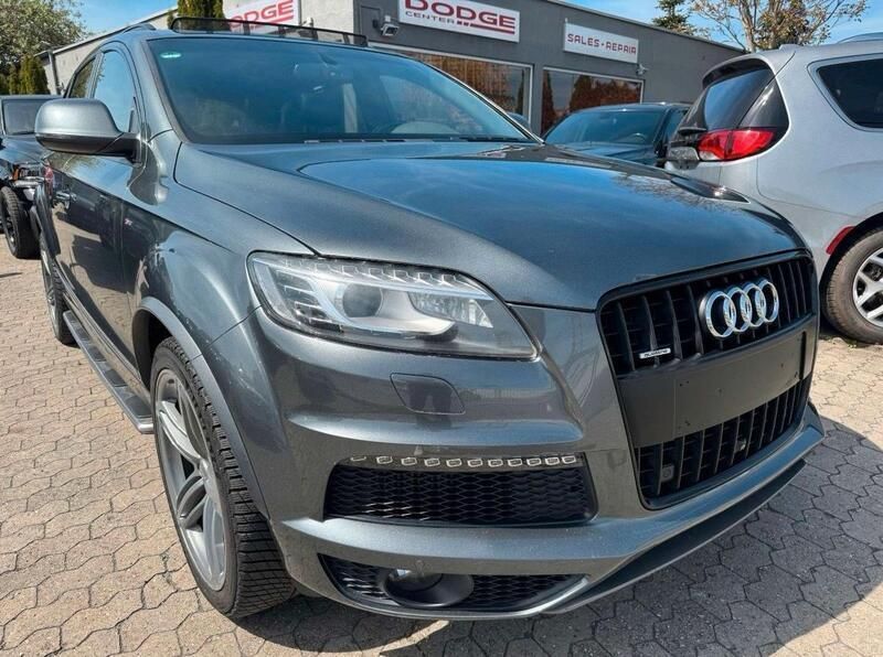 Grau Gebraucht 2013 Audi Q7 S-line plus SUV | 22.900 € (Teuer) - Bild 1/4