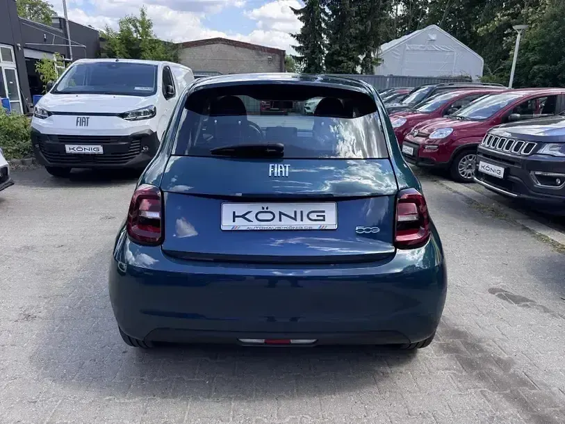 Gebraucht Fiat 500e 86 kW (118 PS) 2023 Grün Kleinwagen