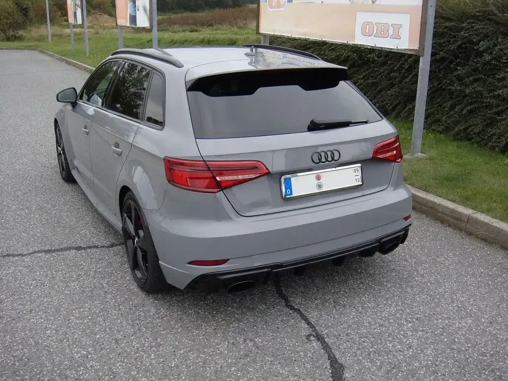 Gebraucht Audi RS3 Sport 400 PS (294 kW) 2017 Grau Limousine