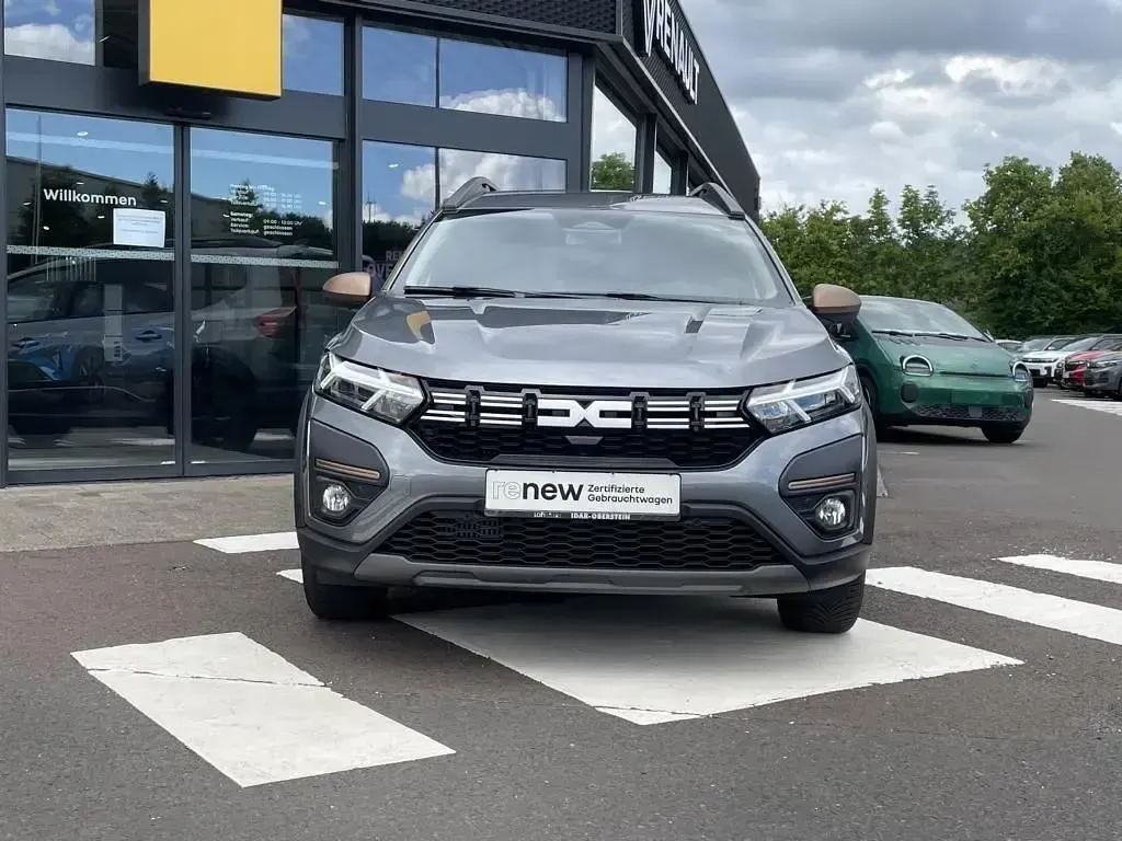 Gebraucht Dacia Jogger Extreme 110 PS (80 kW) 2024 Grau Van / Kleinbus