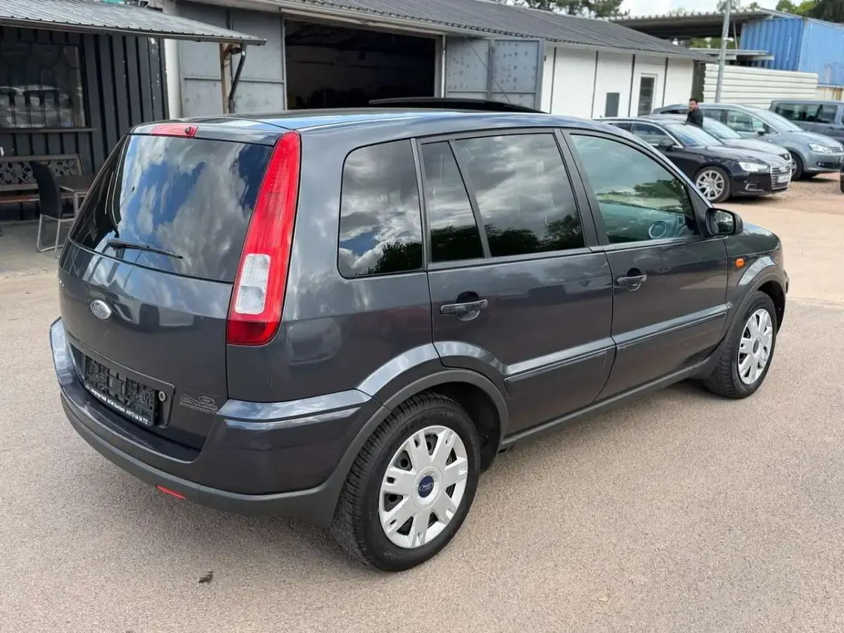 Gebraucht Ford Fusion 101 PS (74 kW) 2006 Blau Kleinwagen