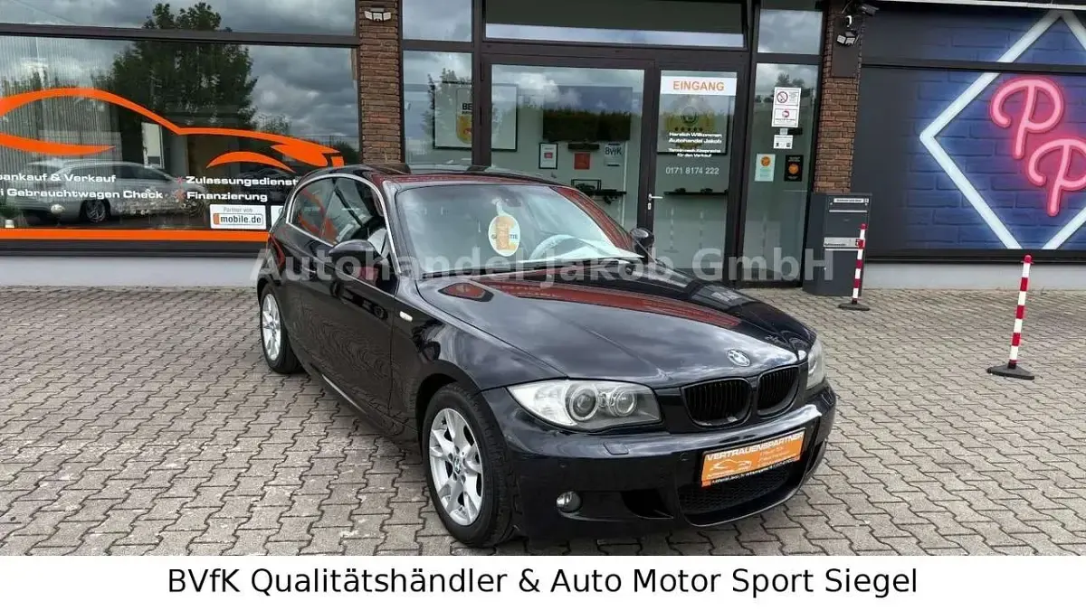 Gebraucht BMW 118 Performance 143 PS (105 kW) 2007 Carbonschwarz Kleinwagen
