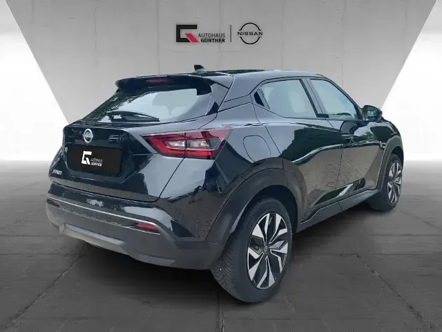 Gebraucht Nissan Juke Acenta 114 PS (83 kW) 2024 Schwarz SUV