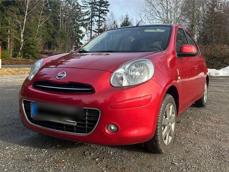 Usado Nissan Micra 80 HP (58 kW) 2012 Vermelho Citadino