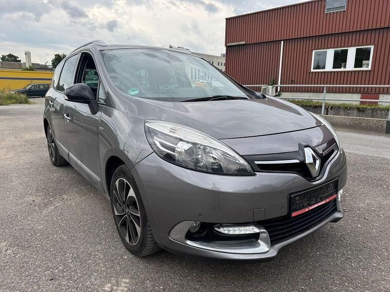 Gebraucht 2016 Renault Scénic III Bose Edition Van / Kleinbus | 5.500 € (Superpreis) - Bild 1/4
